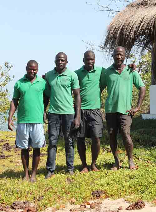 equipe des jardiniers sur l'île Kéré