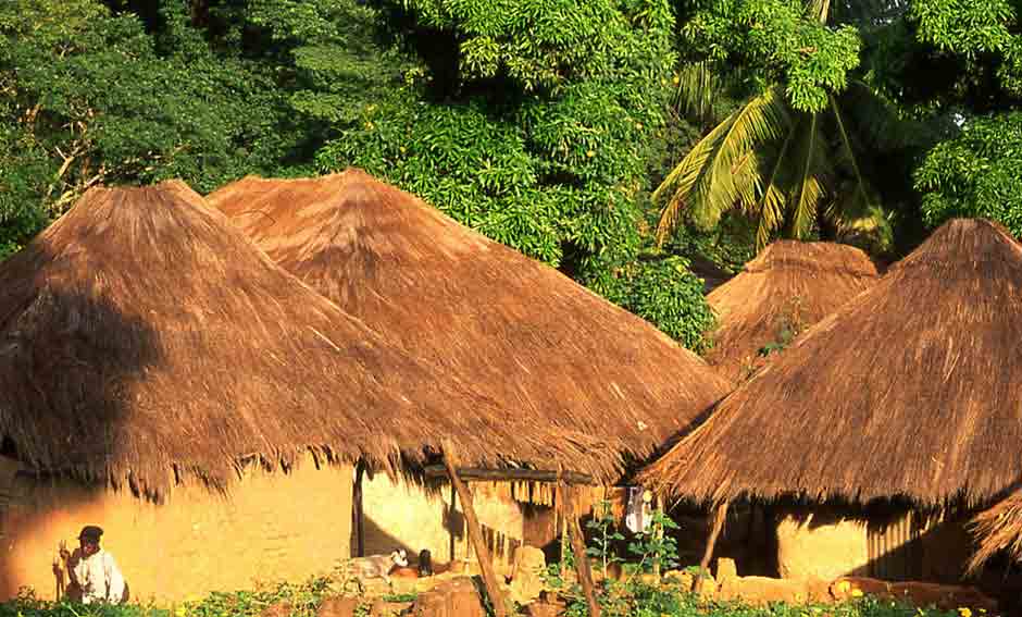 village africain de l'archipel des bijagos en guinée bissau